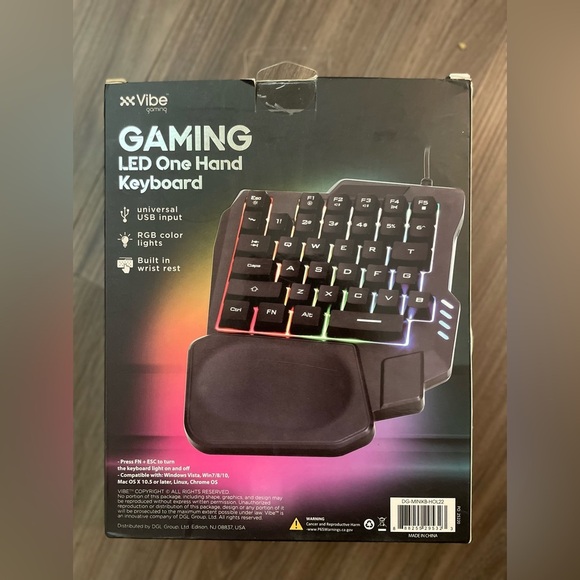 Vibe Gaming LED One Hand Keyboard - Picture 2 of 3